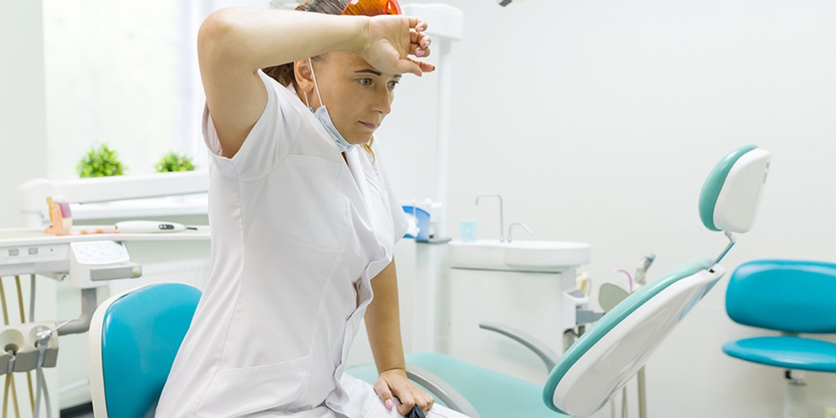 Síndrome de Burnout em profissionais da saúde Dental Office
