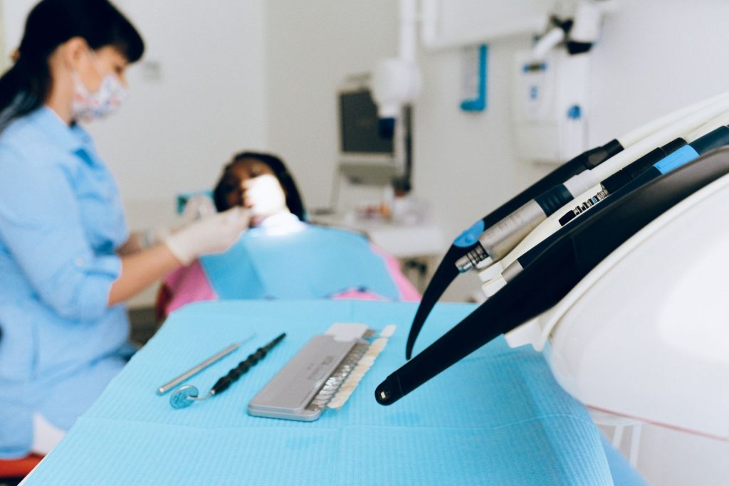 clínica escola na formação de dentistas