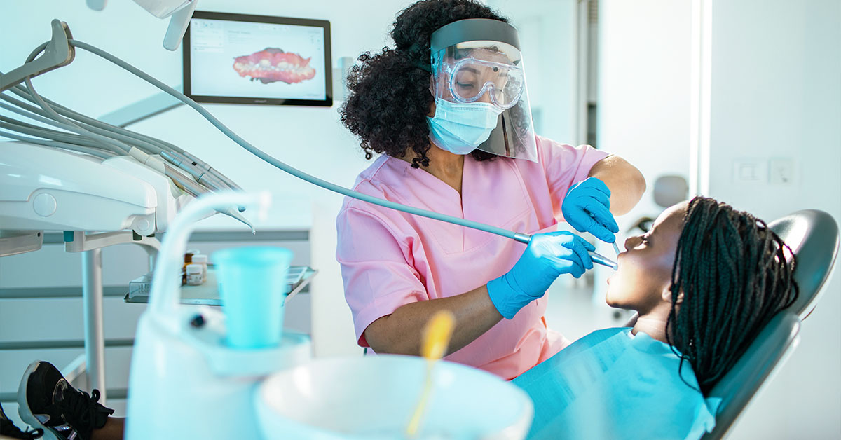Odontologia domiciliar: a praticidade para o paciente | Dental Office