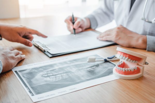 Direito do paciente: conheça as principais garantias em clínicas odontológicas