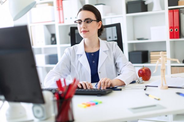 Folha de pagamento em clínicas odontológicas: um guia prático para organização