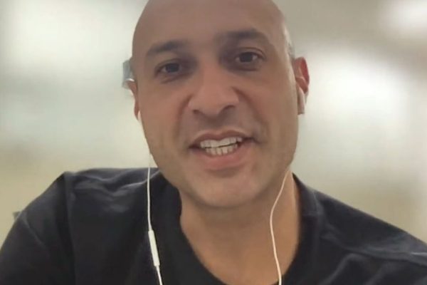 Como o Dr. João Mauricio consegue gerenciar finanças, agenda e CRM