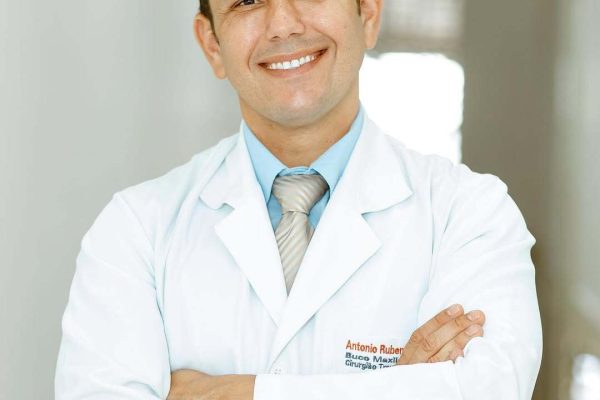 Como o Dr. Rubens Moura transformou a rotina da sua clínica com o Dental Office